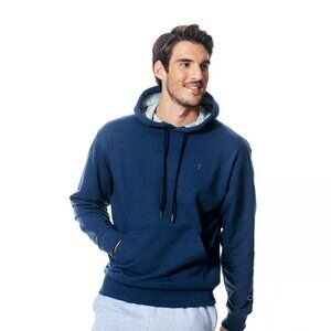 This Mens Champion® Powerblend fleece pullover hoodie features a regular fit, lo
